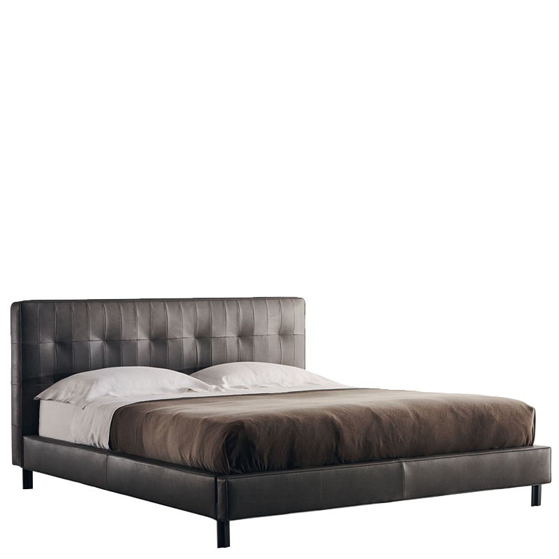 Molteni - Anton double bed in leather