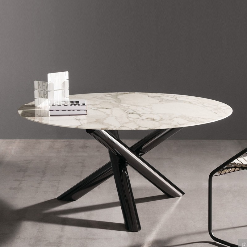 Minotti  Tavolo rotondo Van Dyck piano in marmo base in nickel nero Longho design