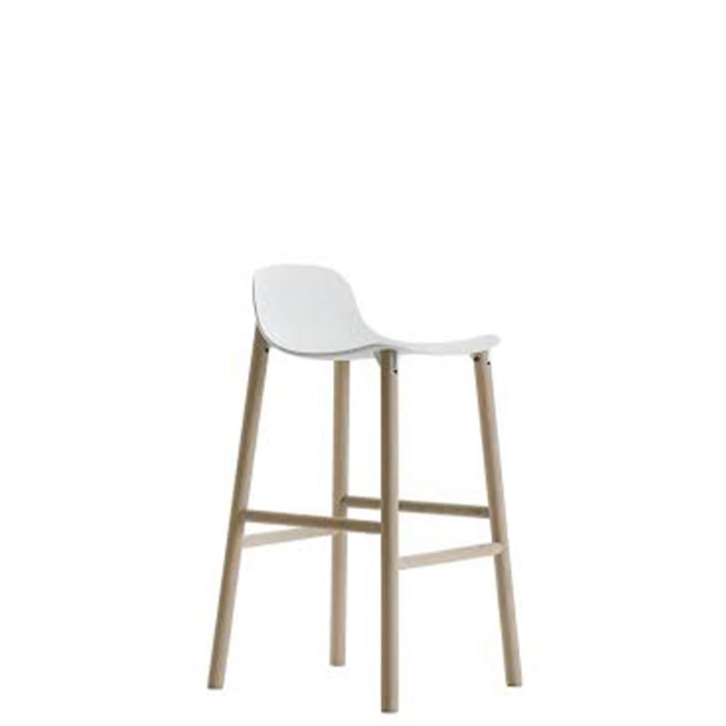 Kristalia - Sharky stool low back 76 beech base